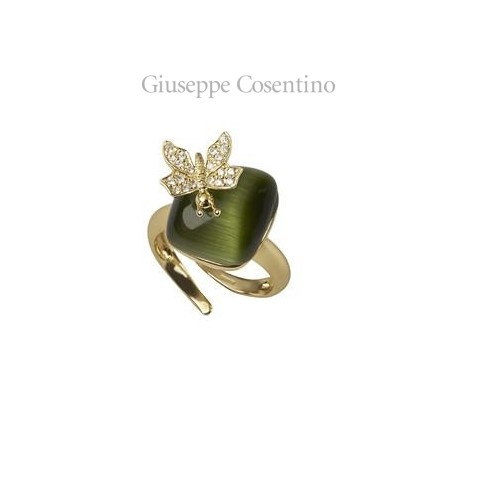 Misis ring with butterfly