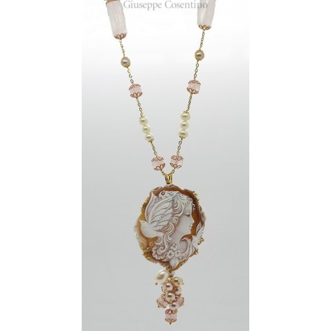 Necklace with cameo