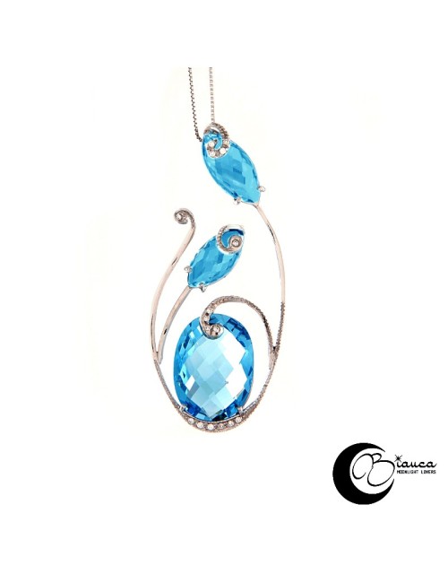Gold pendant with topaz and diamonds