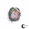 White gold ring with mother of pearl "haliotis iris" and brilliant