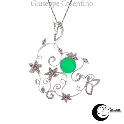 Ciondolo oro Fiori e farfalle con Crisoprasio Ciondolo oro Fiori e farfalle con Crisoprasio