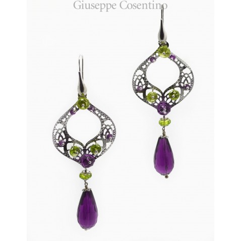 Orecchini in argento bianco 925 millesimi con peridoto e ametista Orecchini in argento bianco 925 millesimi con peridoto e ametista