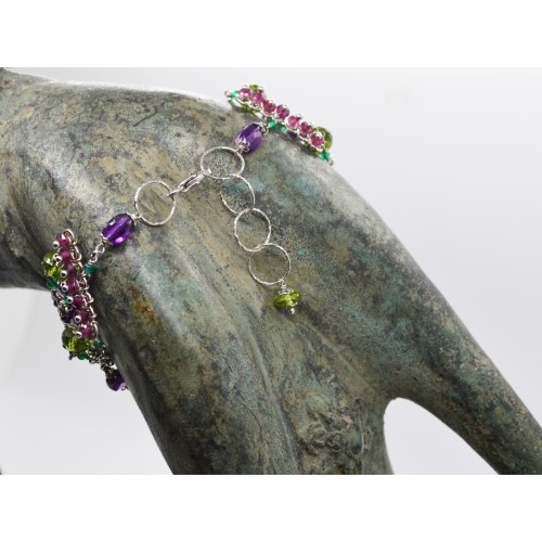 Bracciale in argento bianco 925 millesimi con agate verdi, granati, ametiste e peridoto