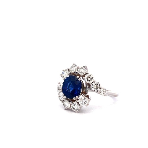 Anello con Zaffiro Naturale ROYAL BLUE   e Diamanti  in Oro Bianco 18K
