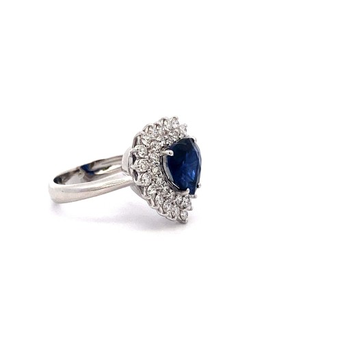 Anello con Zaffiro Naturale, Royal Blue e Diamanti Naturali in Oro Bianco 18K