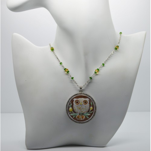 Collier in argento bianco 925 millesimi con gufo inciso su cammeo sardonico