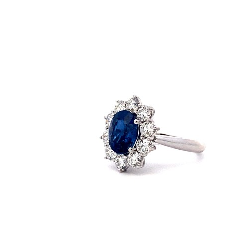 Anello con Zaffiro Naturale, Royal Blue, Taglio Ovale e Diamanti