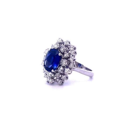 Anello con Zaffiro Naturale, Royal Blue e Diamanti Naturali in Oro Bianco