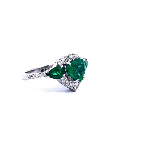 Anello con Smeraldo Cuore e Gocce Naturali e Diamanti Brillanti in Oro Bianco