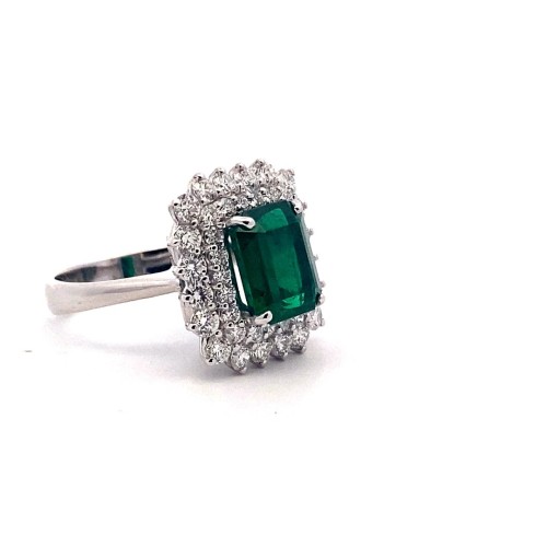 Anello con Smeraldo Rettangolare Naturale e Doppio Giro di Diamanti in Oro Bianco