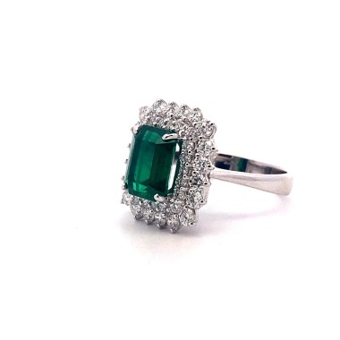 Anello con Smeraldo Rettangolare e Diamanti in Oro Bianco
