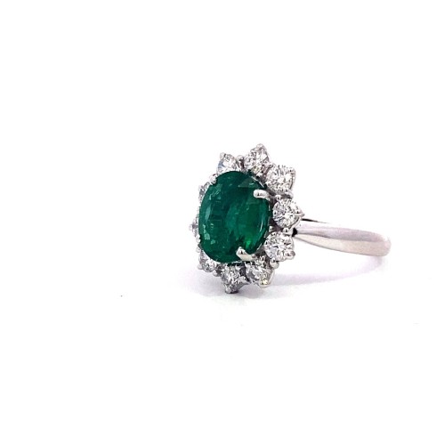 Anello con Smeraldo Naturale Ovale e Diamanti in Oro Bianco