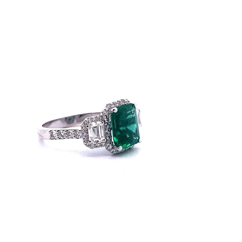 Anello con Smeraldo Rettangolare e Diamanti Certificati GIA in Oro Bianco