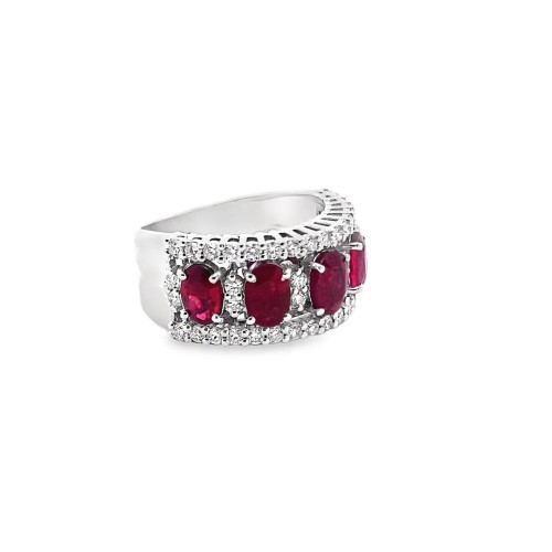 Anello Fascia con Rubini Ovali e Diamanti in Oro Bianco