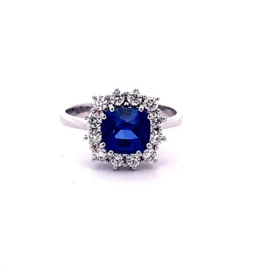 Anello con Zaffiro Cornflower Cushion e Diamanti in Oro Bianco