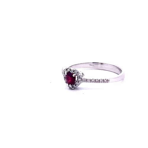 Anello con Cuore di Rubino e Diamanti