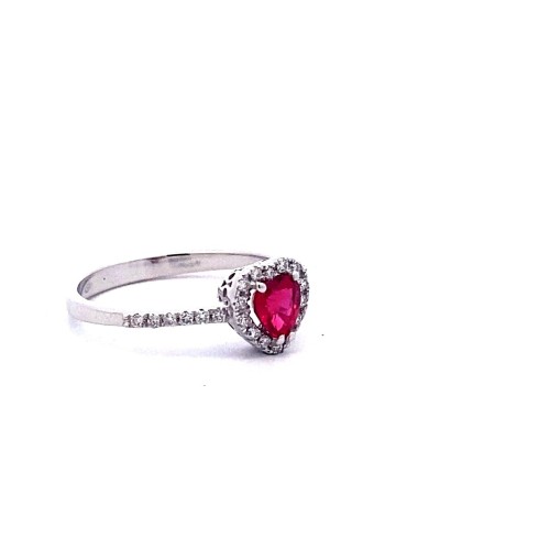 Anello con Rubino Cuore e Diamanti Naturali