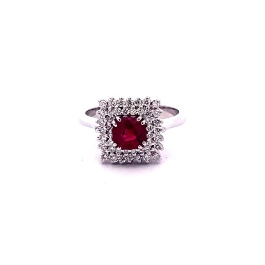 Anello con Rubino Cushion e Doppio Giro di Diamanti