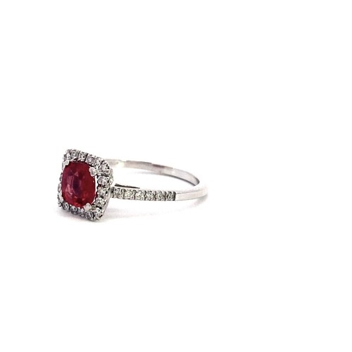 Anello con Rubino Cushion e Diamanti Naturali
