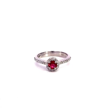 Anello con Rubino Rotondo e Diamanti Naturali
