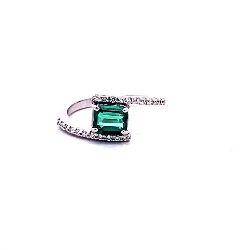 Anello con Smeraldo Rettangolare e Diamanti Naturali