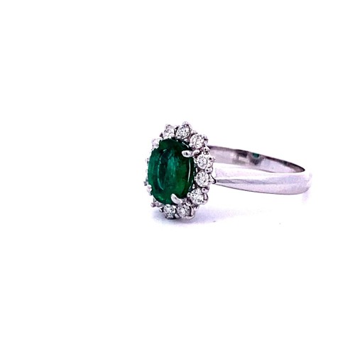 Anello con Smeraldo Ovale e Diamanti Naturali
