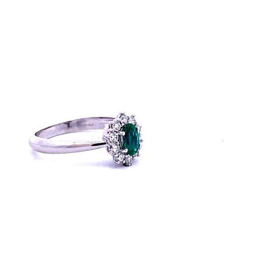 Anello con Smeraldo Ovale e Diamanti Naturali