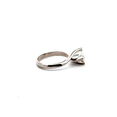 Anello con DIAMANTE NATURALE GIA 0,71 ct D VS1 montatura Valentino