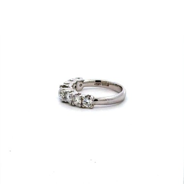 Anello con DIAMANTE NATURALE certificato GIA 0,41 ct D VS1 e diamanti laterali 1,21 ct