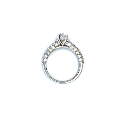 Anello con DIAMANTE NATURALE certificato GIA 0,72 ct F VS e diamanti laterali 0,98 ct