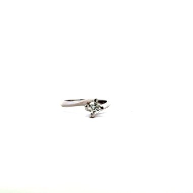 Anello con DIAMANTE NATURALE certificato IGI 0,41 ct VS1 Tripla Excellent