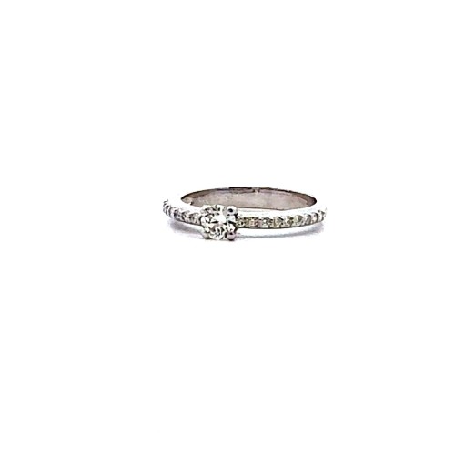 Anello con Diamante 0,30 ct, G VS e Diamanti Laterali 0,18 ct
