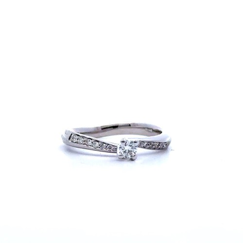 Anello con Diamante Naturale Centrale 0,16 ct e Diamanti sul Gambo 0,10 ct