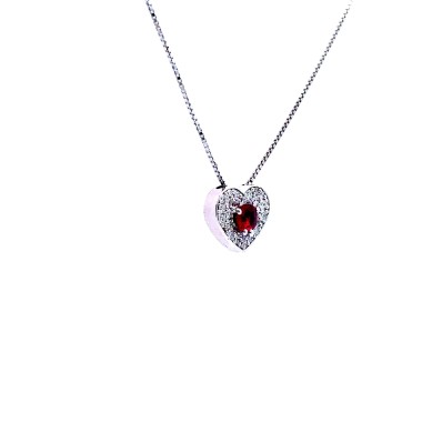Collana con Pendente a Forma di Cuore con Rubino 0,31 ct e Diamanti 0,