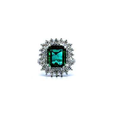 Anello con Smeraldo Naturale Rettangolare 3,64 ct e Doppio Contorno di Diamanti Naturali 1,34 ct