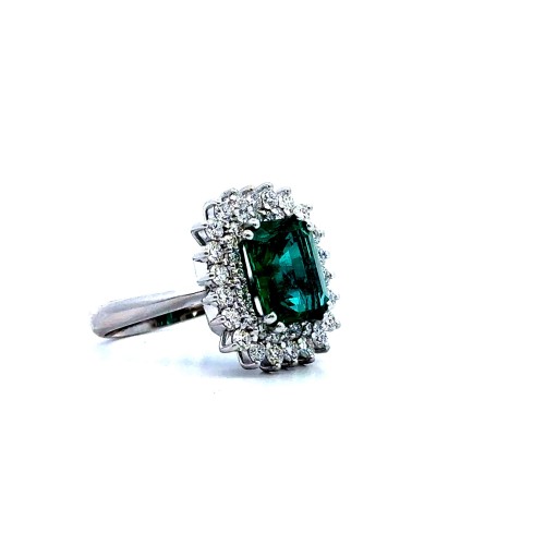 Anello con Smeraldo Naturale Rettangolare 3,64 ct e Doppio Contorno di Diamanti Naturali 1,34 ct