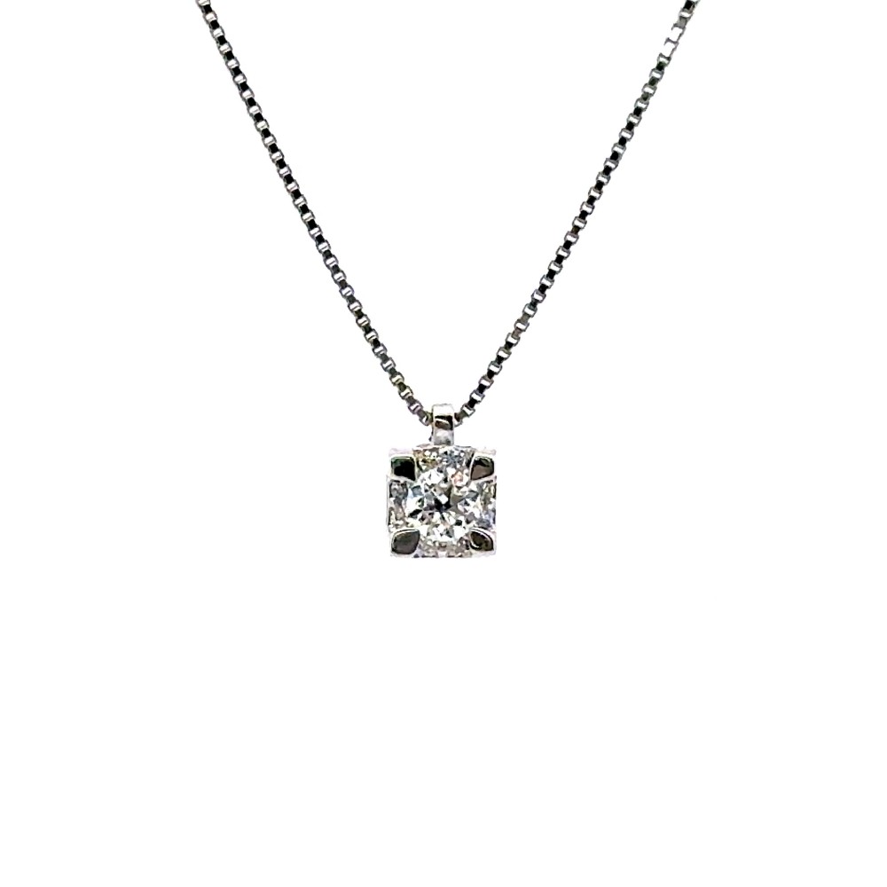 Collana con Diamante Naturale Centrale 0,19 ct con Contorno di Diamanti 0,04 ct