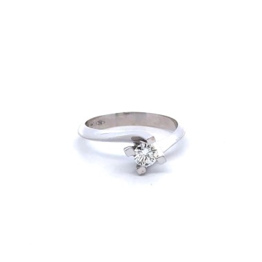 Anello Solitario Modello Valentino 0,31 ct, D, VS