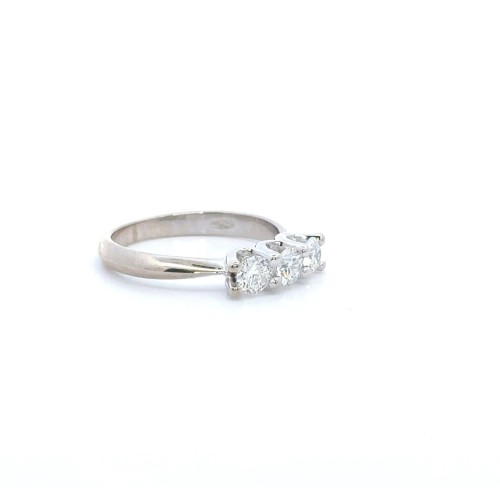Anello Trilogy con Diamanti 0,67 ct D-F VVS