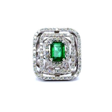 Anello con Smeraldo Rettangolare 1,29 ct e Diamanti 1,32 ct.