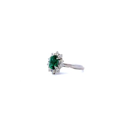 Anello con Smeraldo Naturale 1,11 ct e Diamanti 0,50 ct in Oro Bianco