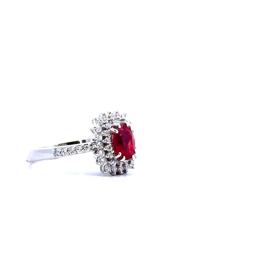 Anello con Rubino Naturale 1,16 ct e Diamanti 0,45 ct in Oro Bianco 18 Carati