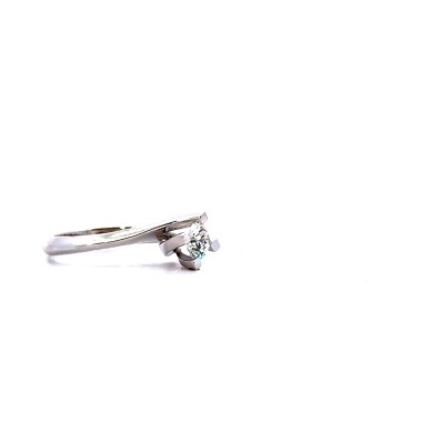 Anello Solitario Valentino con Diamante Naturale 0,50 ct IGI Oro Bianc