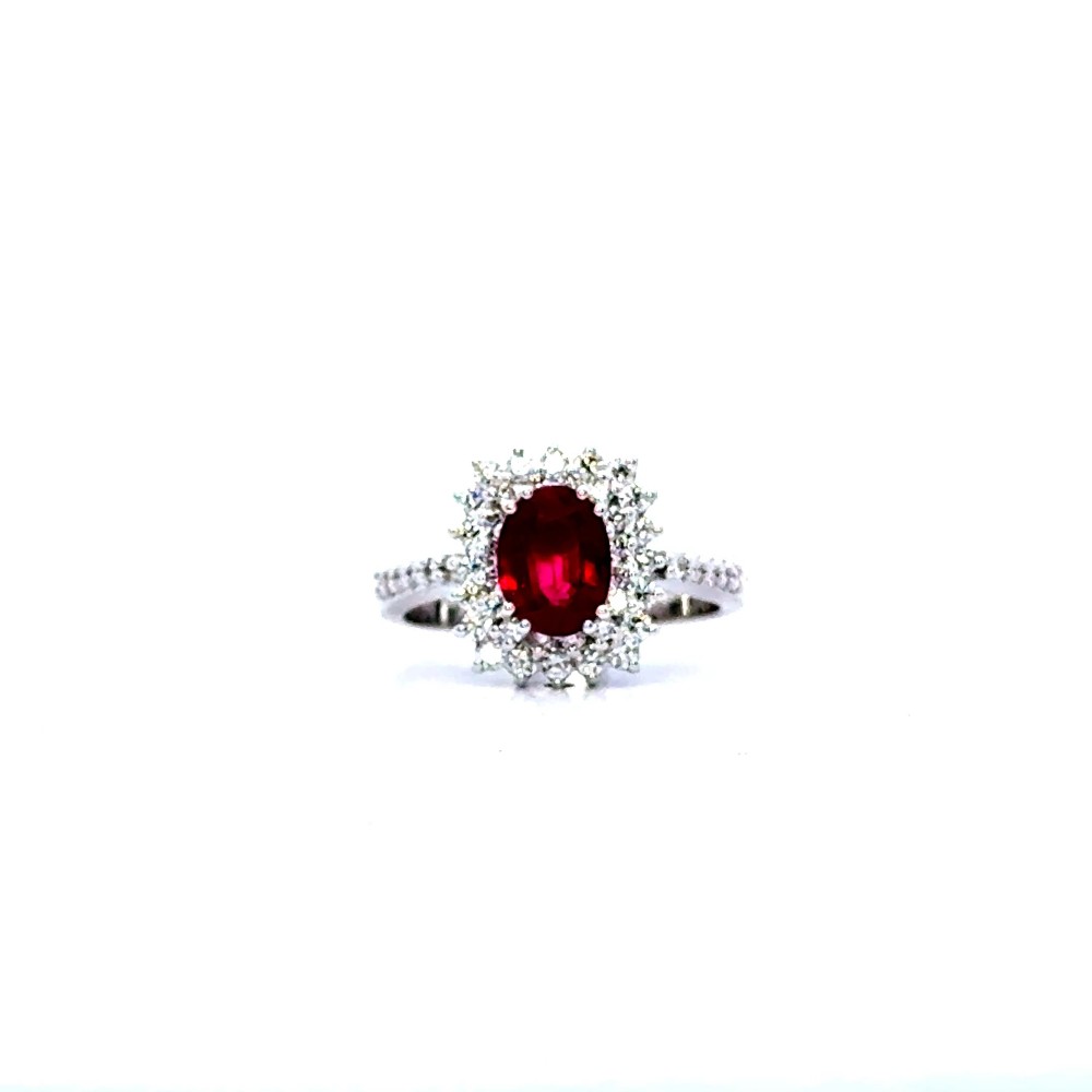 Anello con Rubino Naturale Ovale Certificato 1,04 ct e Diamanti 0,60 ct in Oro Bianco 18 Carati