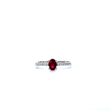 Anello con Rubino Naturale 0,48 ct e Diamanti 0,11 ct in Oro Bianco 18 Carati