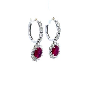 Orecchini con Rubini Naturali Ovali 2,23 ct e Diamanti Naturali 1,08 ct
