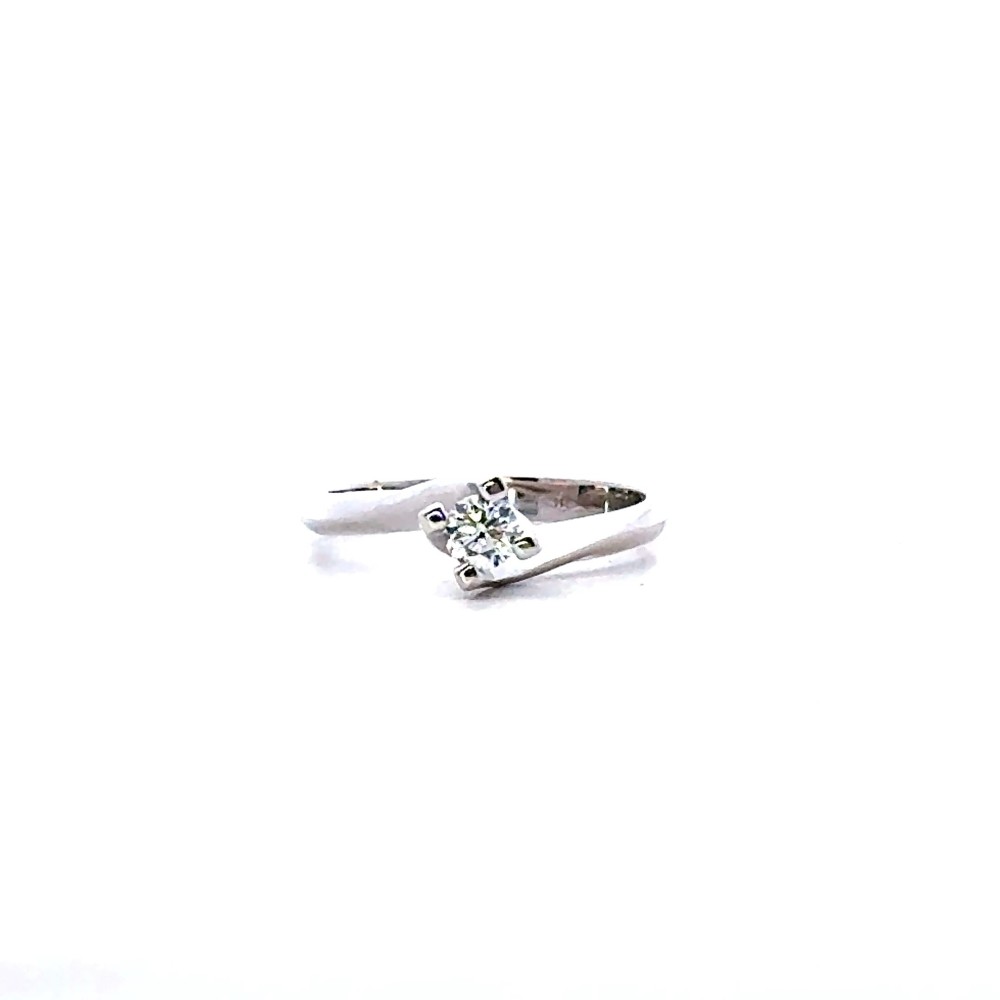Anello con Diamante Naturale 0,25 ct in Oro Bianco 18 Carati