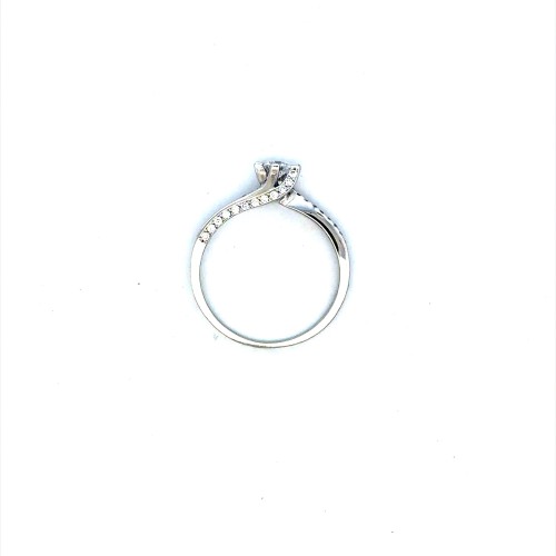 Anello con Diamante Naturale 0,21 ct e Diamanti sul Gambo 0,27 ct