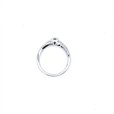 Anello Solitario con Diamante Naturale 0,23 ct e Diamanti sul Gambo 0,19 ct