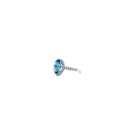 Anello con Acquamarina Naturale Ovale 1,60 ct e Diamanti Naturali 0,24 ct